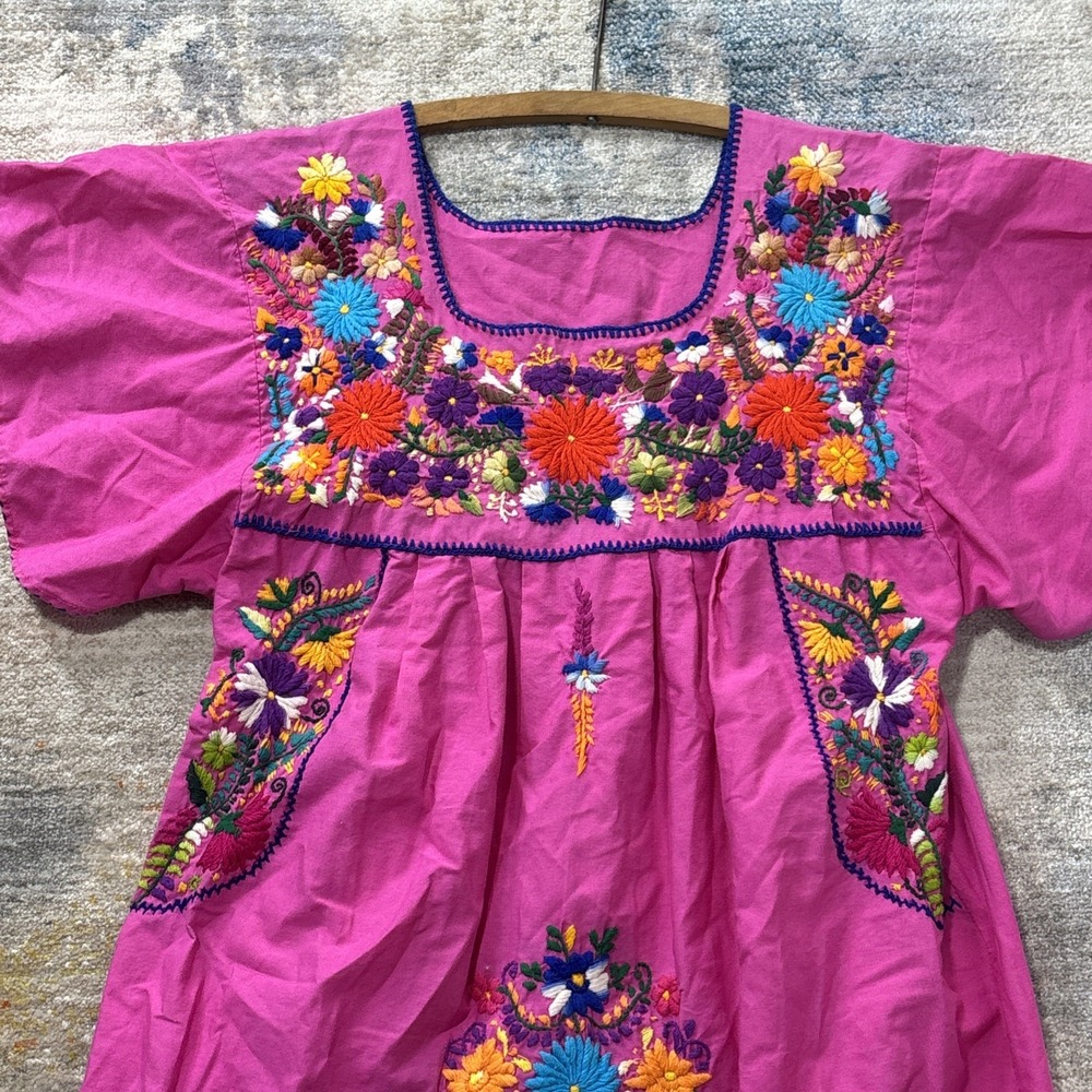 Vintage Mexican Embroidered Dress Pink Floral Folk Art Boho Oaxaca Style Small